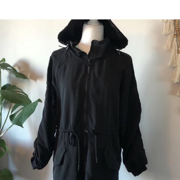 Zyia Women’s Drawstring Hooded Black jacket lined size medium - Picture 12 of 14
